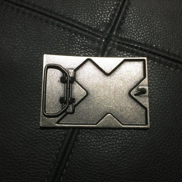 GUESS Belt Buckle - Picture 2 of 2